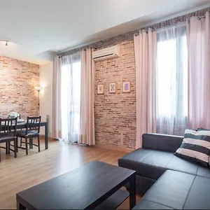 Central Apartment Apartamento